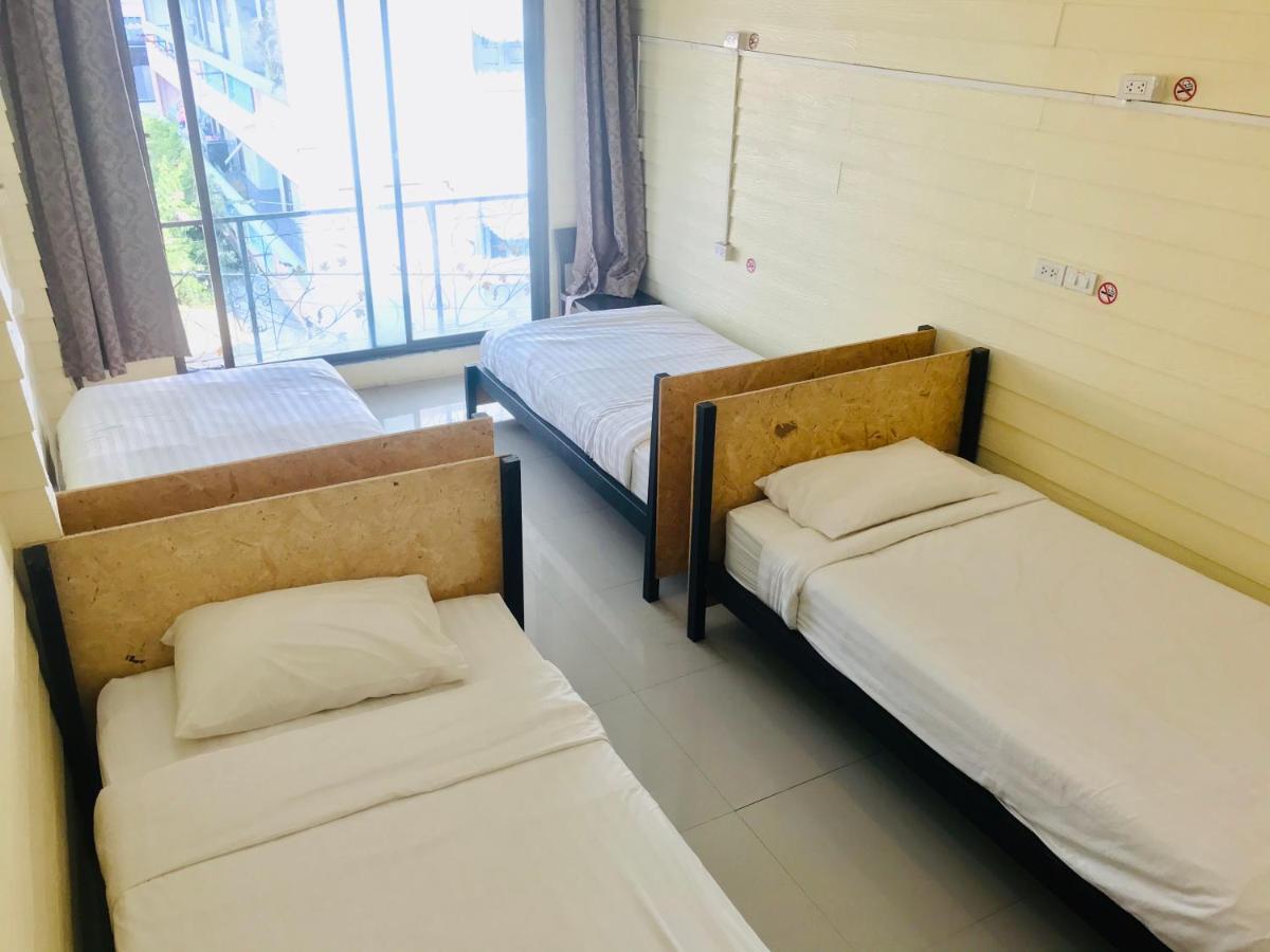Babo House Bangkok Hotel Екстериор снимка