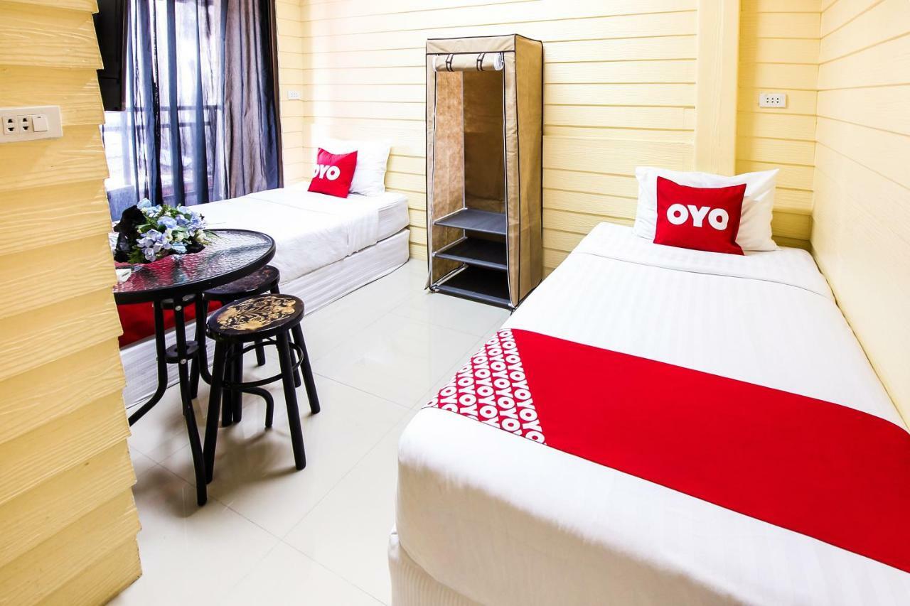 Babo House Bangkok Hotel Екстериор снимка