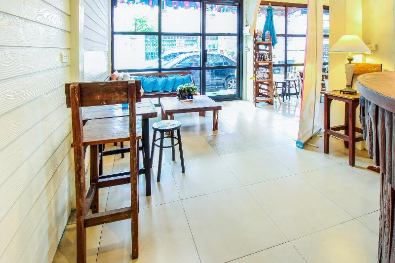 Babo House Bangkok Hotel Екстериор снимка