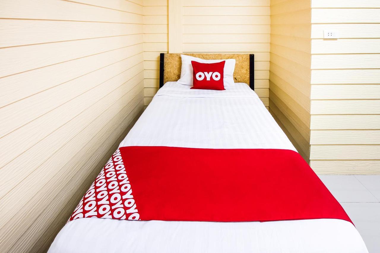Babo House Bangkok Hotel Екстериор снимка