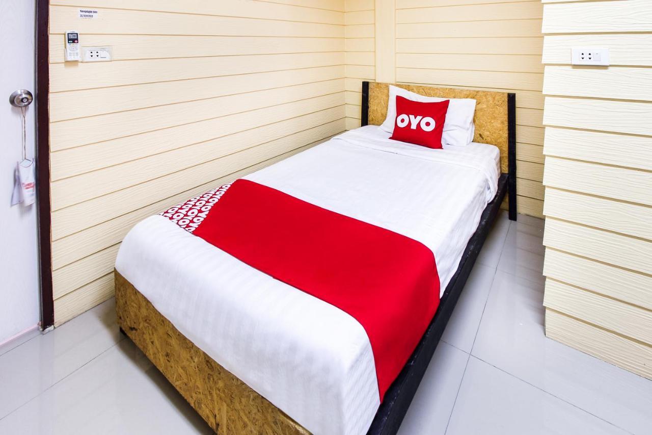 Babo House Bangkok Hotel Екстериор снимка