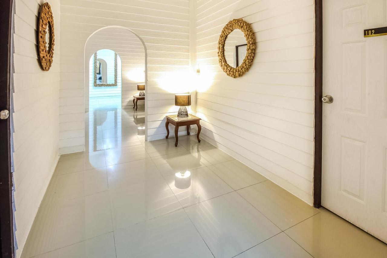 Babo House Bangkok Hotel Екстериор снимка